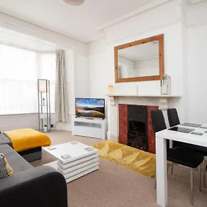 Raleigh Gf - Ground Floor 1 Bed Georgian Flat In The Centre Free Parking And Wifi Exeter